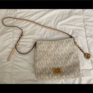 Michael Kors Crossbody Bag